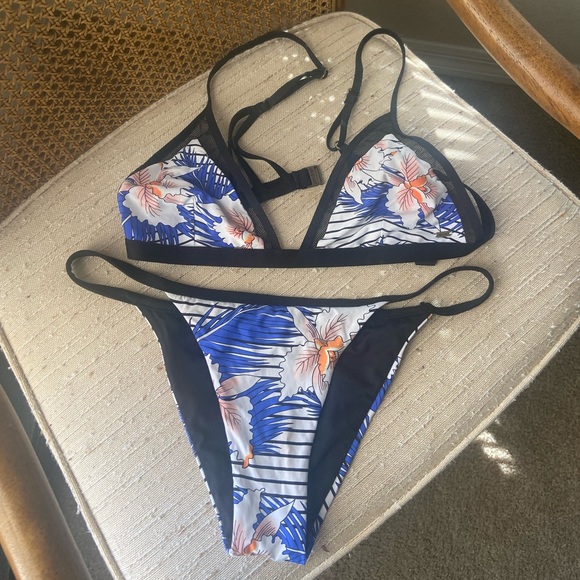 Rip Curl Hot Shot Collection Bikini Set Small - Picture 6 of 6